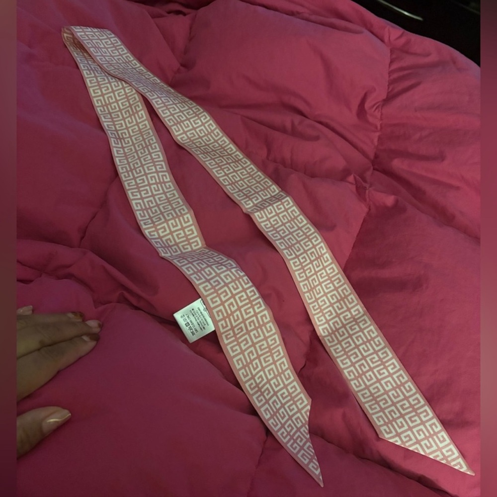 NWT Givenchy 4G bandeau silk scarf